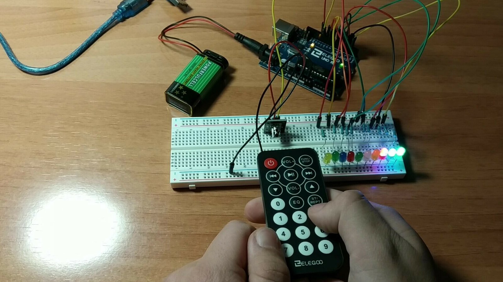 Proyecto "LEDs con mando a distancia con Arduino" 1 proyecto LEDs con mando a distancia
