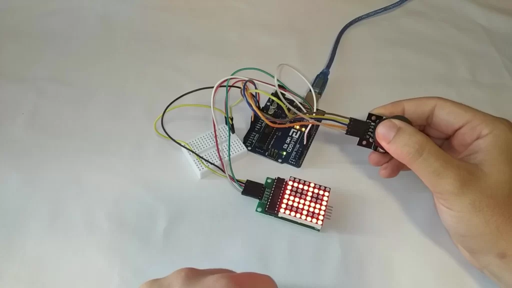 13 proyectos fáciles con Arduino para principiantes - RobotUNO